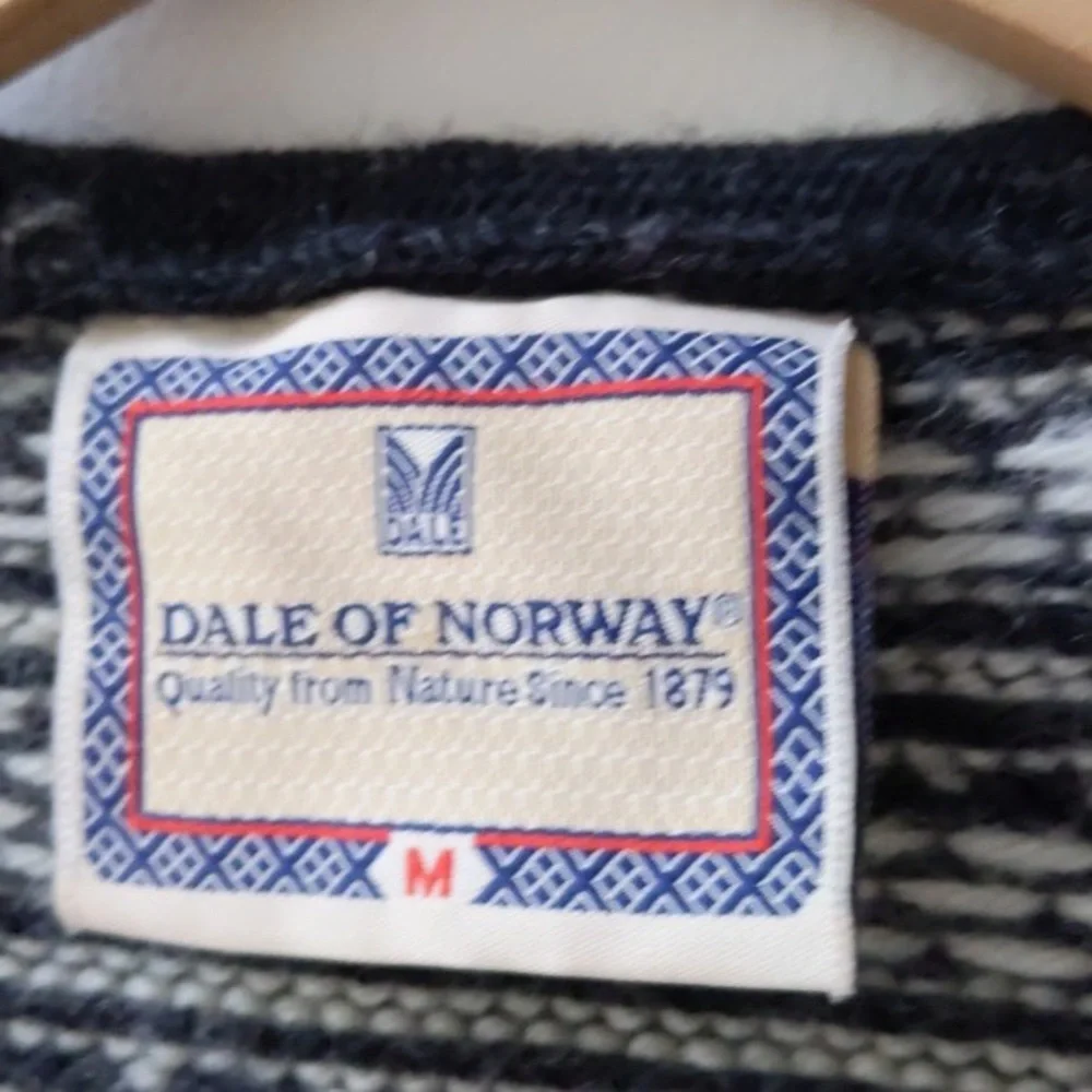 Dale Of Norway Clasp Wool Cardigan Sweater Nordic Print Unisex Medium - Picture 5 of 7
